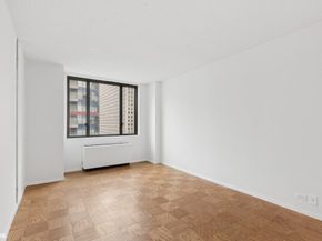 300 East 54th Street 22G, New York NY 10022