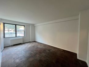 175-01 Hillside Avenue 1L, Queens NY 11432