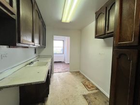 175-01 Hillside Avenue 1L, Queens NY 11432
