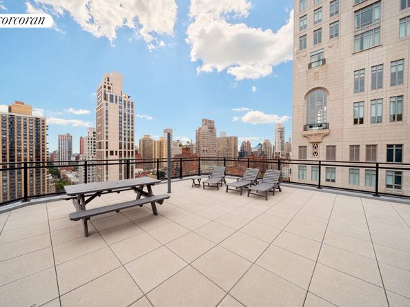 201 East 83rd Street 8AB, New York NY 10028