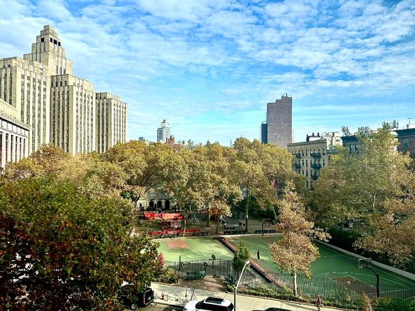 170 Park Row 5A, New York NY 10038