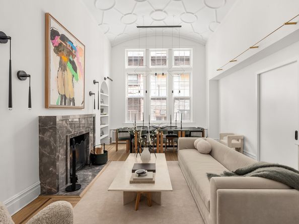 45 East 9th Street 77, New York NY 10003