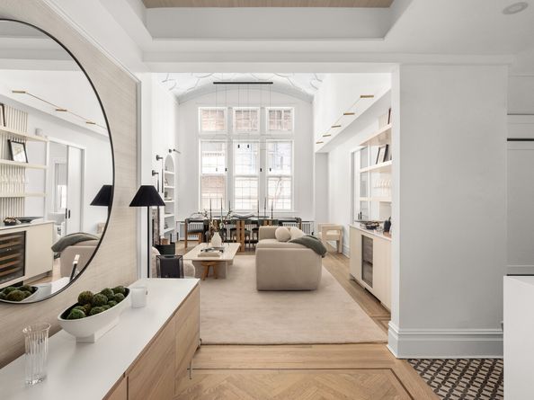 45 East 9th Street 77, New York NY 10003