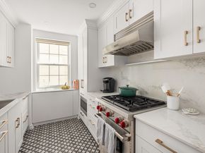 45 East 9th Street 77, New York NY 10003