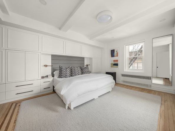 45 East 9th Street 77, New York NY 10003