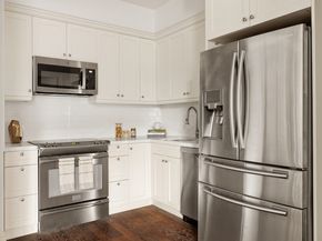 910 Union Street 1B, Brooklyn NY 11215