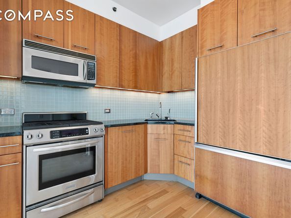 11 East 29th Street 44C, New York NY 10016