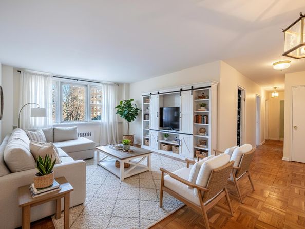 60 Knolls Crescent 4H, Bronx NY 10463