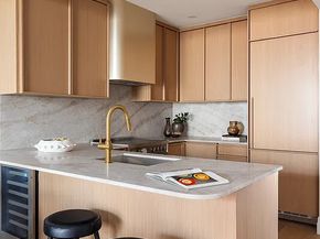 215 Calyer Street 4, Brooklyn NY 11222