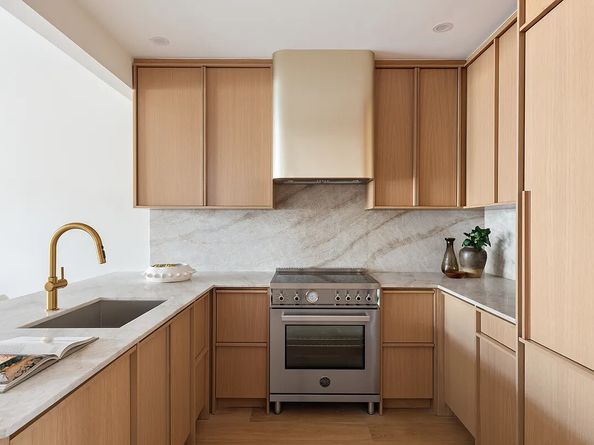 215 Calyer Street 4, Brooklyn NY 11222