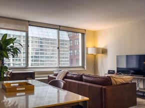 333 East 45th Street 12F, New York NY 10017