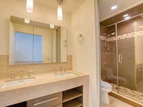 5-09 48th Avenue 7F, Queens NY 11101