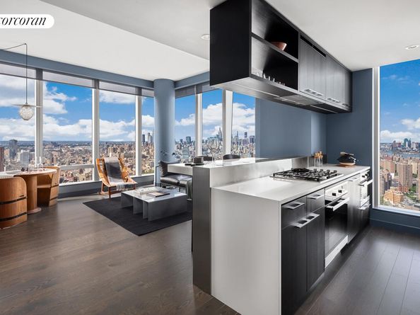 252 South Street 8L, New York NY 10002