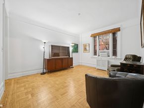 125 West 12th Street 2C, New York NY 10011