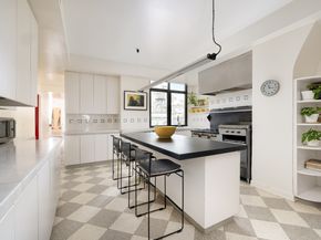 1107 5th Avenue 9N, New York NY 10128