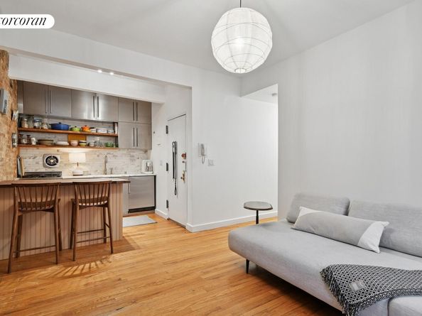 216 East 7th Street 6, New York NY 10009