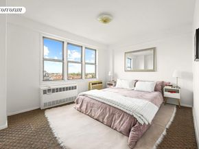 370 Ocean Parkway 11A, Brooklyn NY 11218