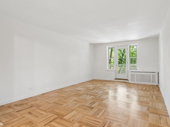 5601 Riverdale Avenue 2E, Bronx NY 10471