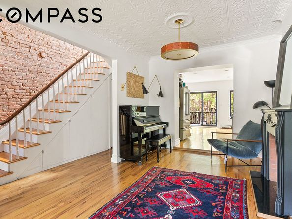 90 Pioneer Street, Brooklyn NY 11231