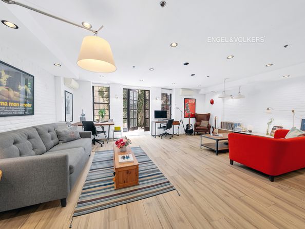 38 Broome Street 1A, Brooklyn NY 11222