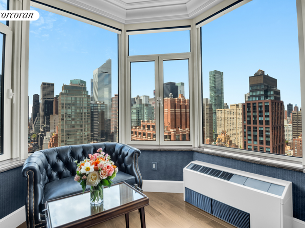 400 East 51st Street 25A, New York NY 10022