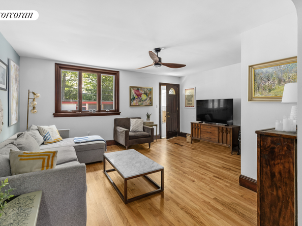 21 East 4th Street, Brooklyn NY 11218
