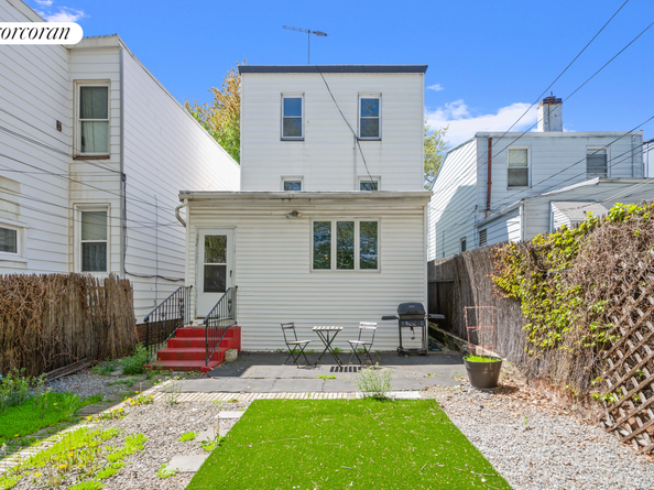 21 East 4th Street, Brooklyn NY 11218