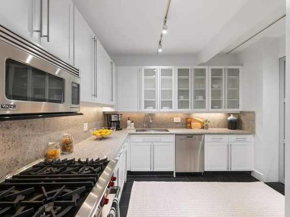 252 Seventh Avenue 12Q, New York NY 10001