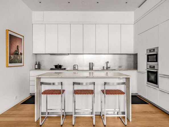 30 East 21st Street 3B, New York NY 10010