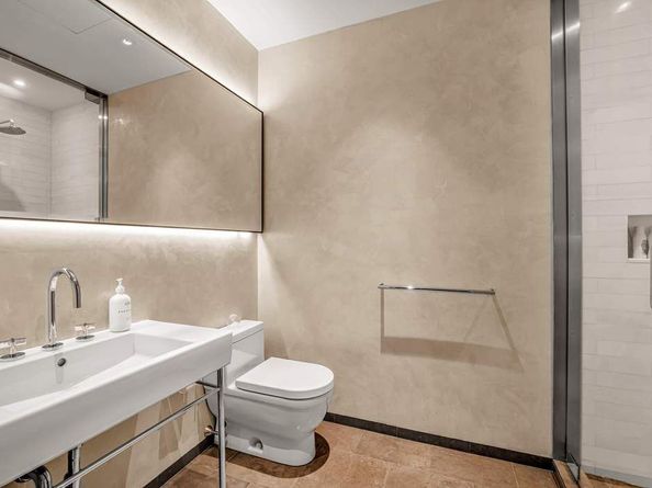 30 East 21st Street 3B, New York NY 10010