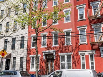 139 North 8th Street