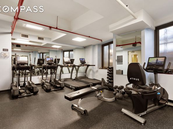 45 East End Avenue 10F, New York NY 10028