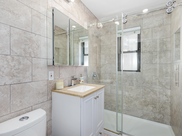301 East 48th Street 14J, New York NY 10017
