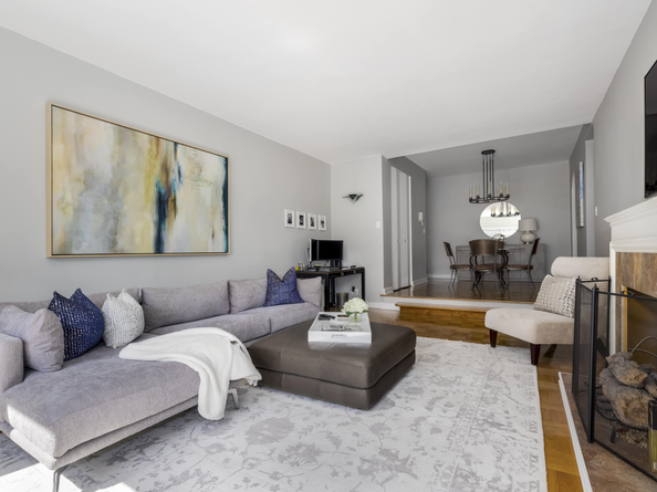 301 East 48th Street 14J, New York NY 10017