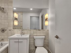 635 West 42nd Street 7A, New York NY 10036