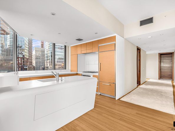 2 River Terrace 15QR, New York NY 10282