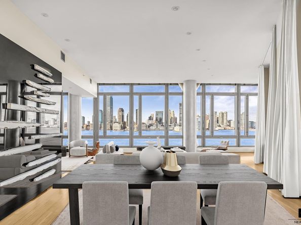 2 River Terrace 15QR, New York NY 10282