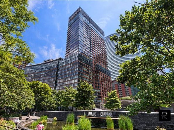 2 River Terrace 15QR, New York NY 10282