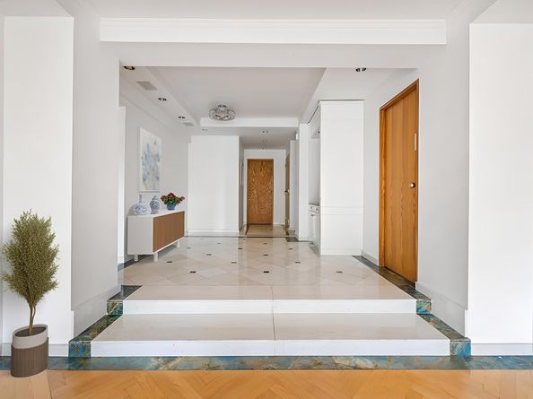 120 Central Park S 6AB, New York NY 10019