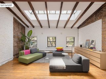 21 Bleecker Street