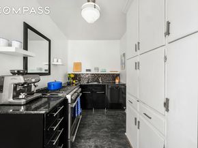 166 West 22nd Street 6C, New York NY 10011