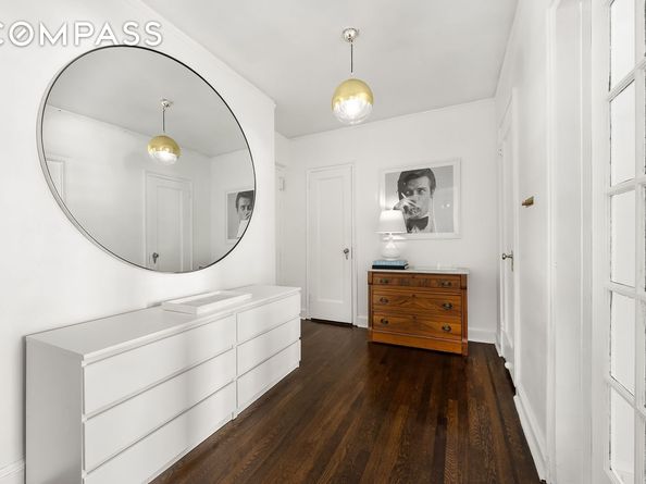 166 West 22nd Street 6C, New York NY 10011
