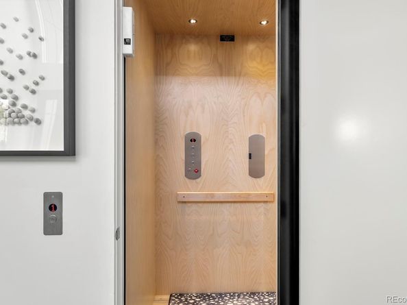 42 S Ash Street, Denver CO 80246