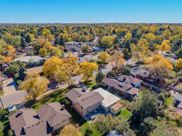 539 Newark Street, Aurora CO 80010