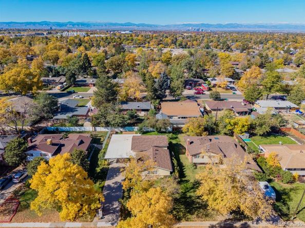 539 Newark Street, Aurora CO 80010