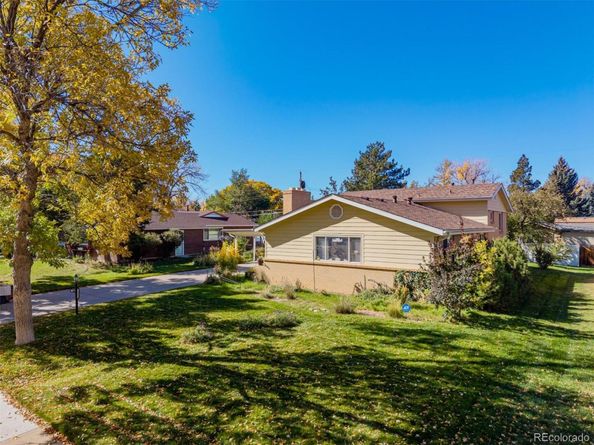 539 Newark Street, Aurora CO 80010