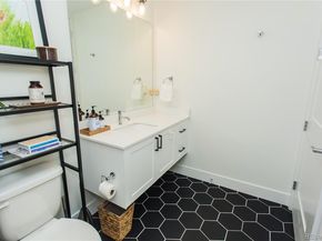 Undisclosed Address #2986785, Denver CO 80221