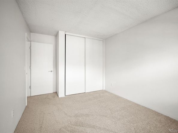 2225 S Jasmine Street 316, Denver CO 80222