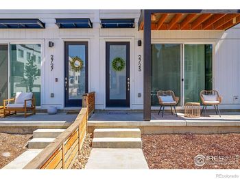 2725 W 167th Place