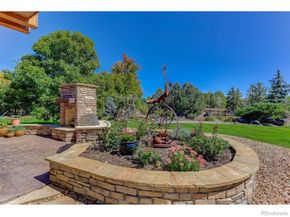 8652 Portico Lane, Longmont CO 80503